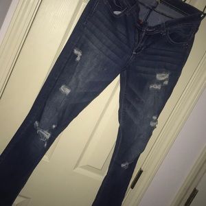 Distressed skinnies